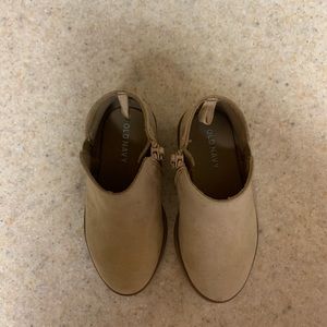 Brand new Toddler booties